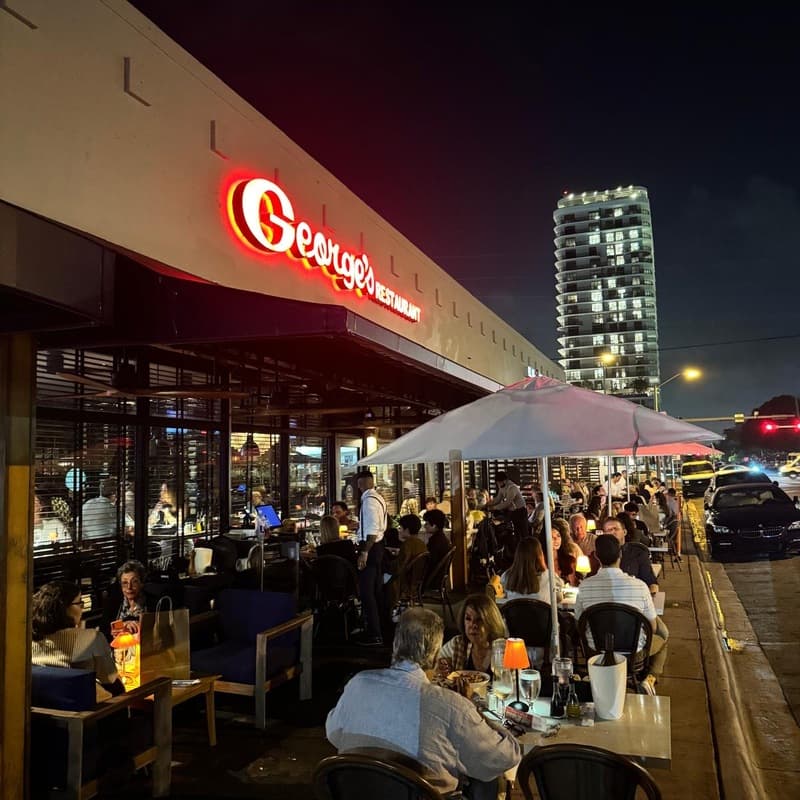 George's Italian Restaurant. - Photo 4