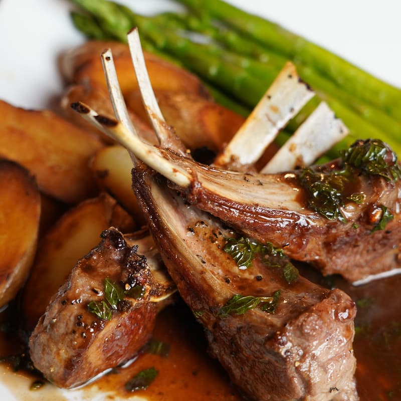 Oliver's Bistro - Photo 4