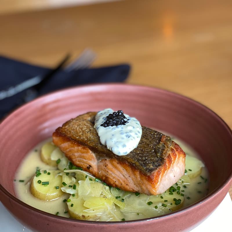 Silverlake Bistro - Photo 3