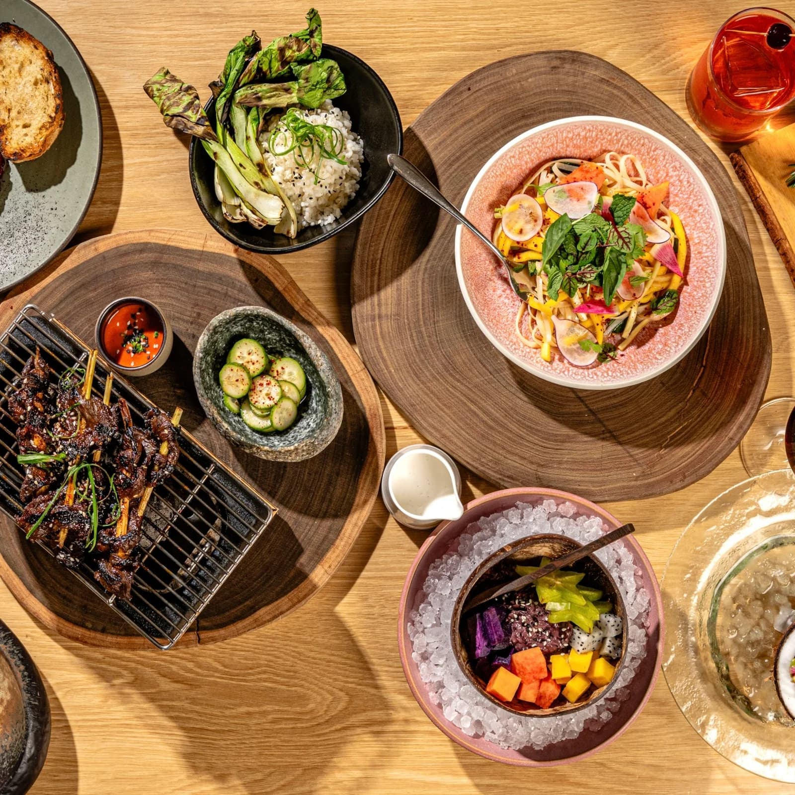 Wyn Wyn - Main photo