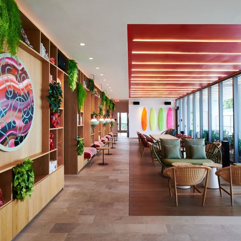 cloudM rooftop bar at citizenM Miami Worldcenter - Photo 4