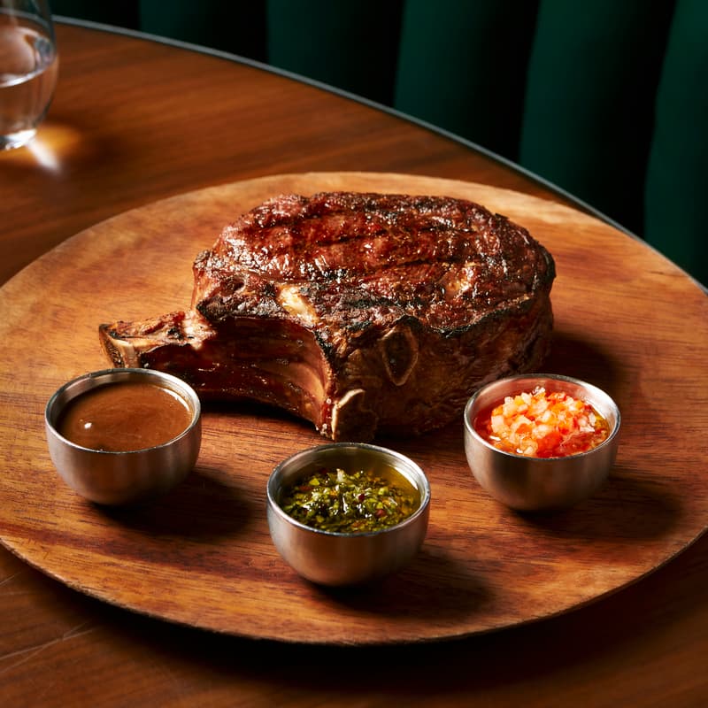 Orilla Bar & Grill - Photo 4