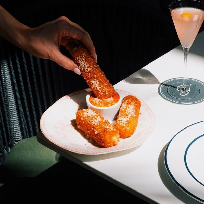 The Patio at The Joyce - Photo 4